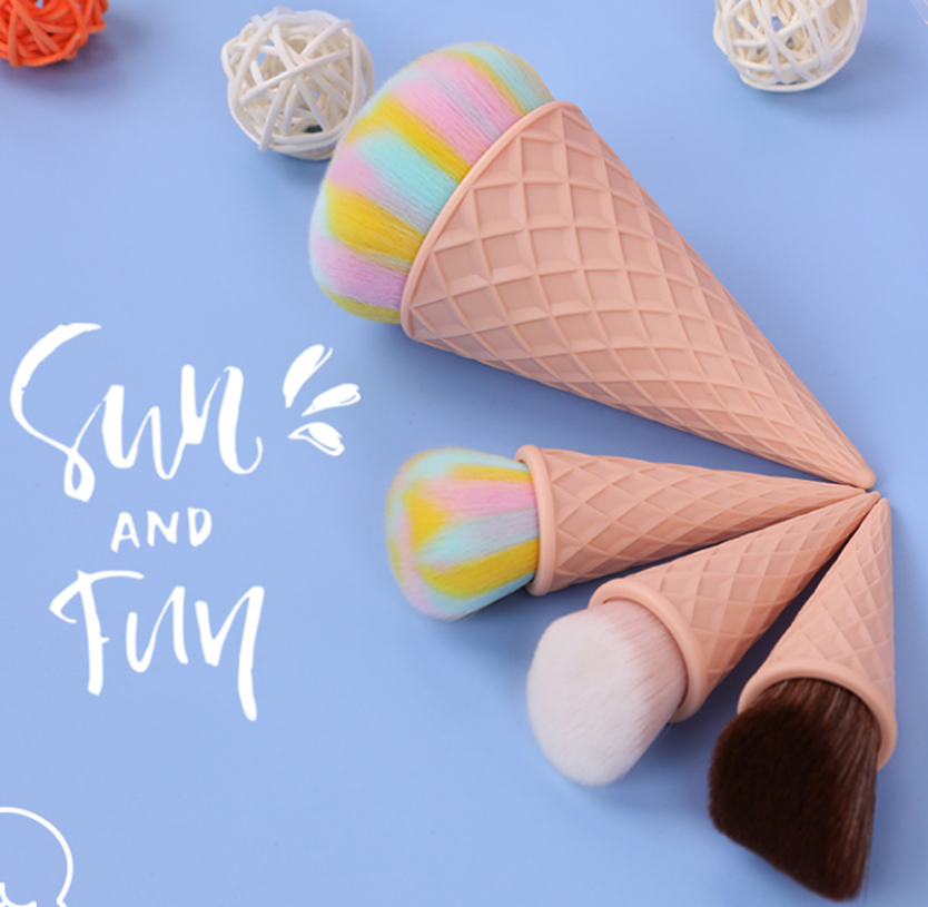Ice Cream Cute Fiber Hair Makeup Brush